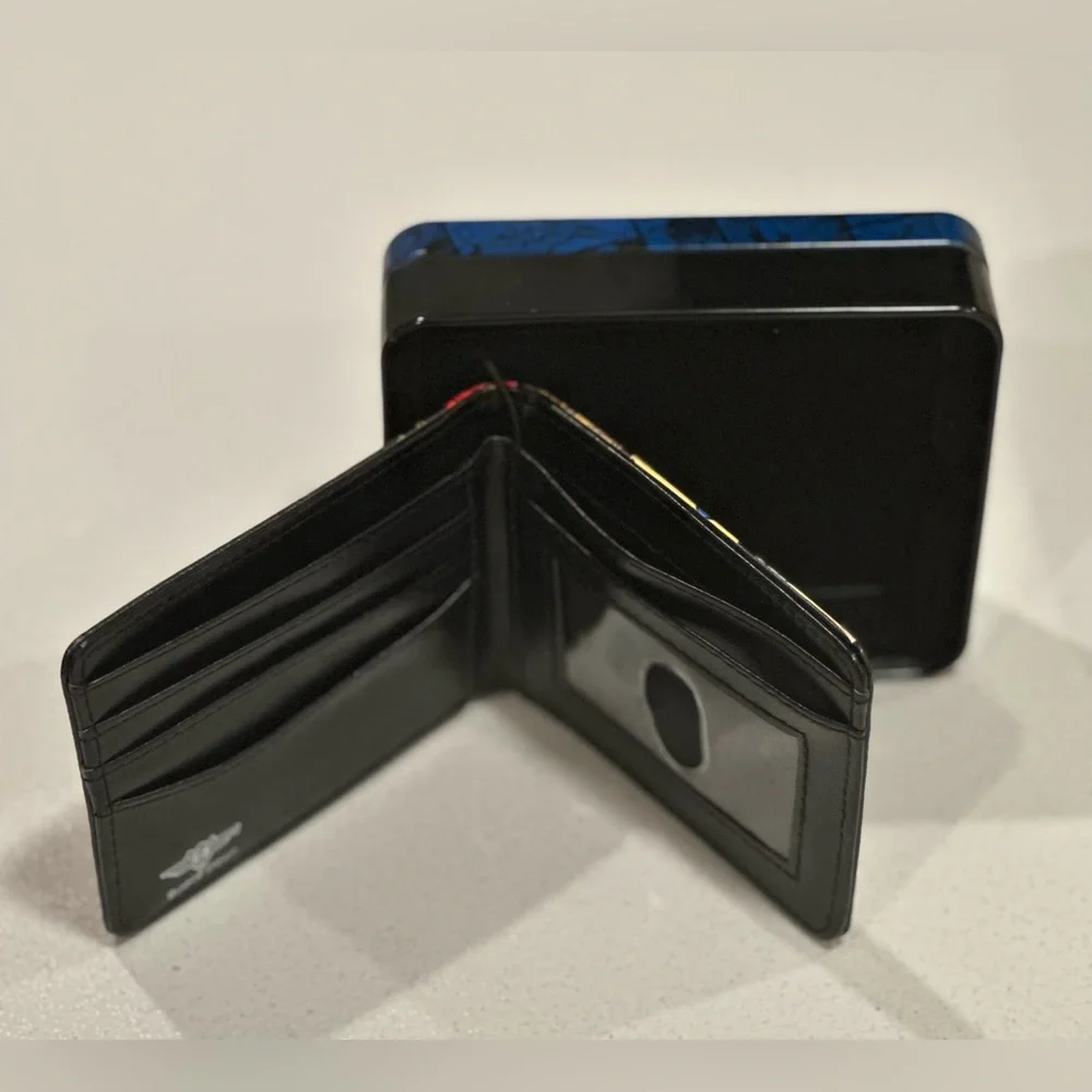 New Marvel Retro Bifold Wallet - Case Included
